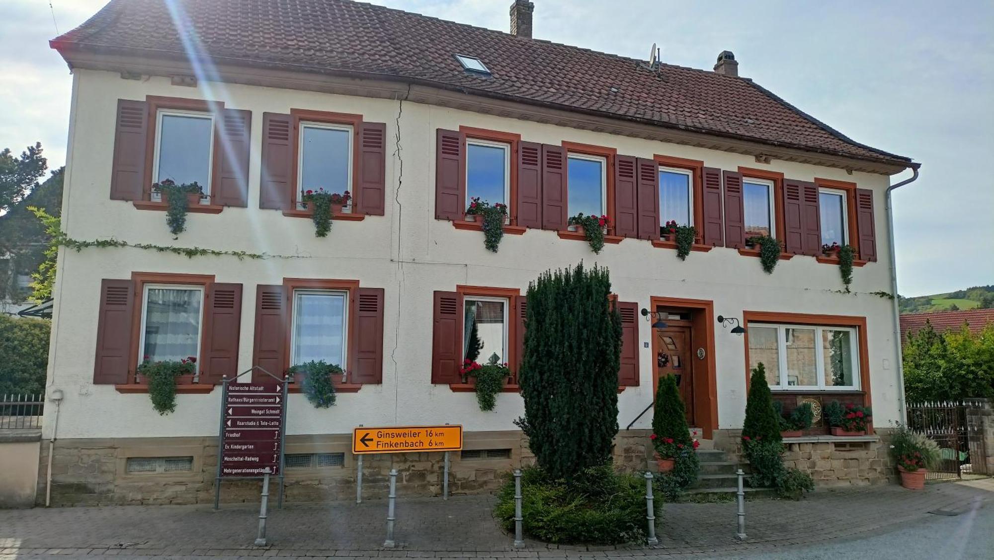 Urlaub Mit Charme In Der Kleinsten Stadt Der Pfalz. Obermoschel Экстерьер фото